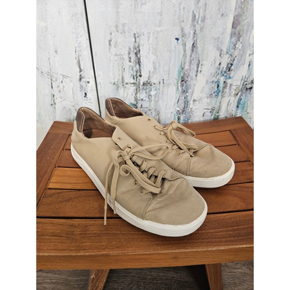 OluKai Lae'ahi Li Sneakers 8.5 Tan Canvas Lace Up Casual Shoes 10445